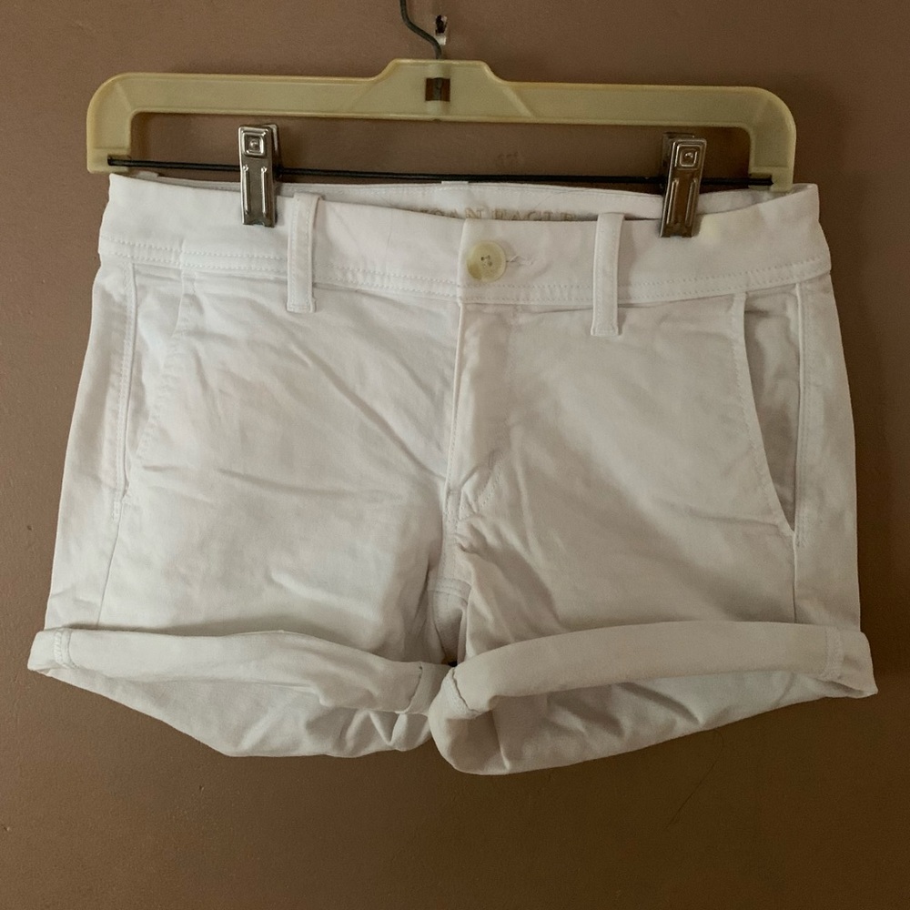 White American Eagle Shorts